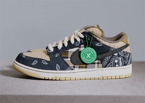 nike dunk travus|nike sb dunk low stockx.